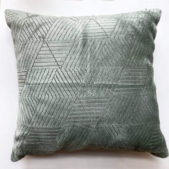 WEST ELM Geo Facet Velvet Pillow Cover, Eucalyptus, 20"x20" - Picture 2 of 9